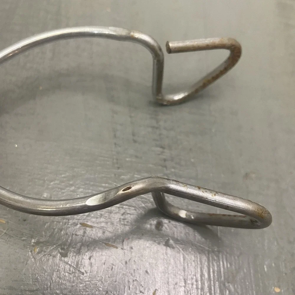 Vintage EKCO Metal Scissor 8